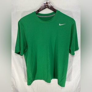 Nike Men’s Dri-Fit Tee, size L